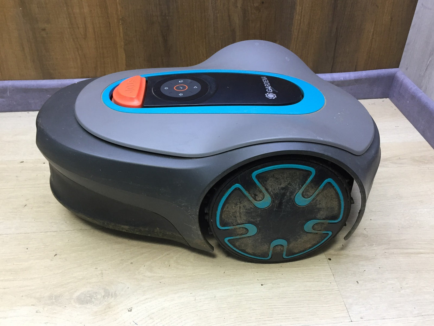 GARDENA robotic lawnmower SILENO minimo 500 m² (15202-20), I33205 
