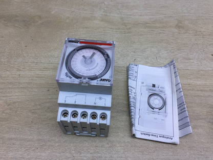 VEMER VP882500 ARVO-D Zeitschaltuhr mit täglicher Programmierung, I27568