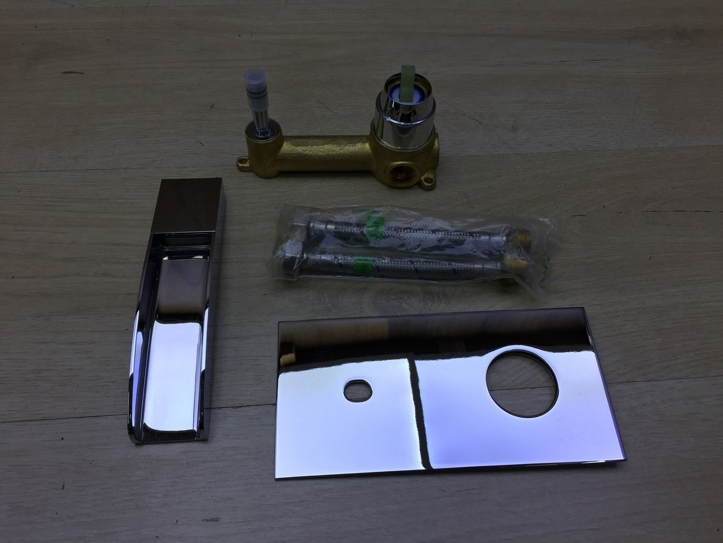 Wasserrhythm Waschtischarmatur Wandarmatur Bad für Aufsatzwaschbecken, I28138