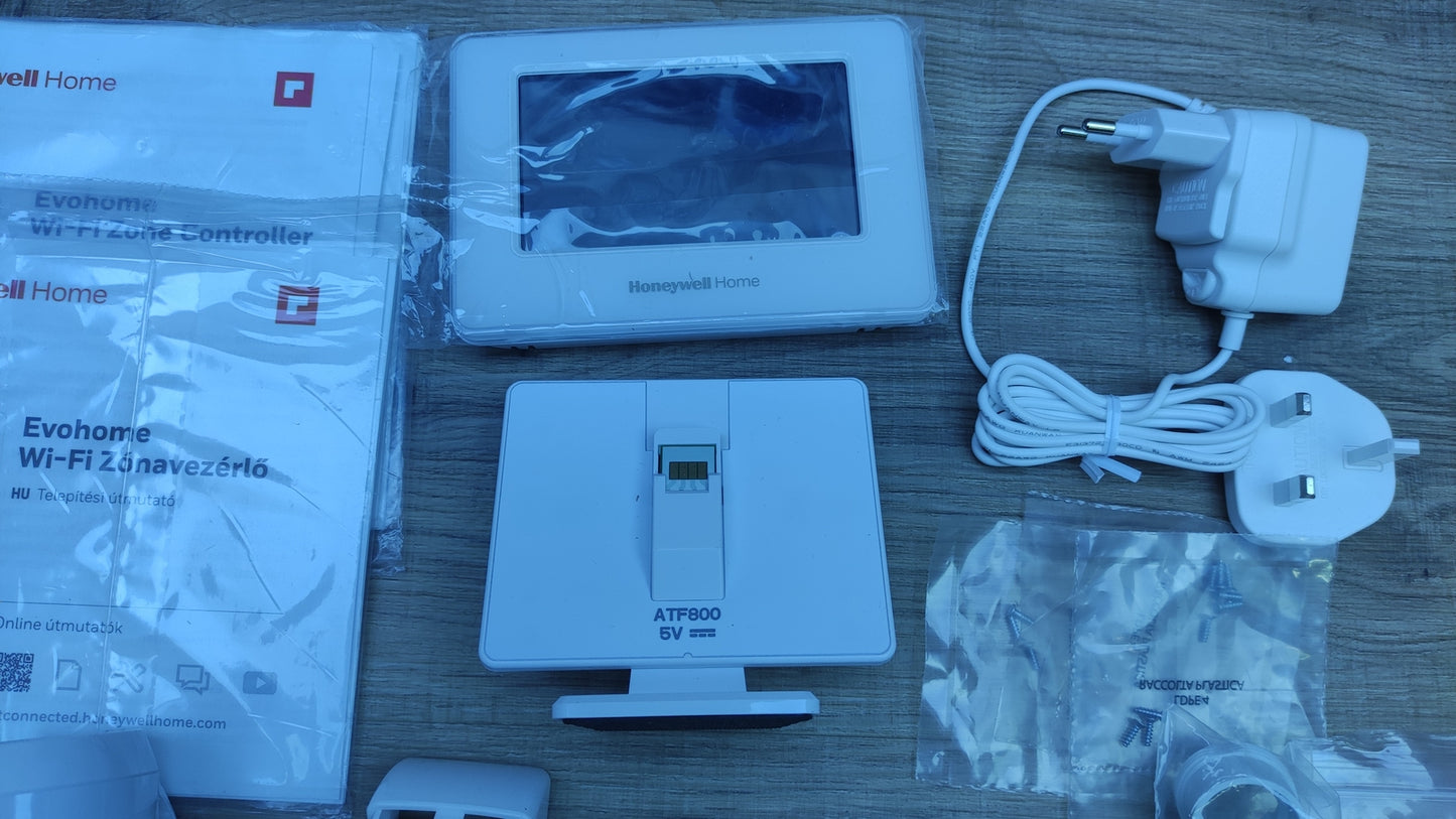 Honeywell Home evohome Wi-Fi Starter Package THR99C3103, I32693 