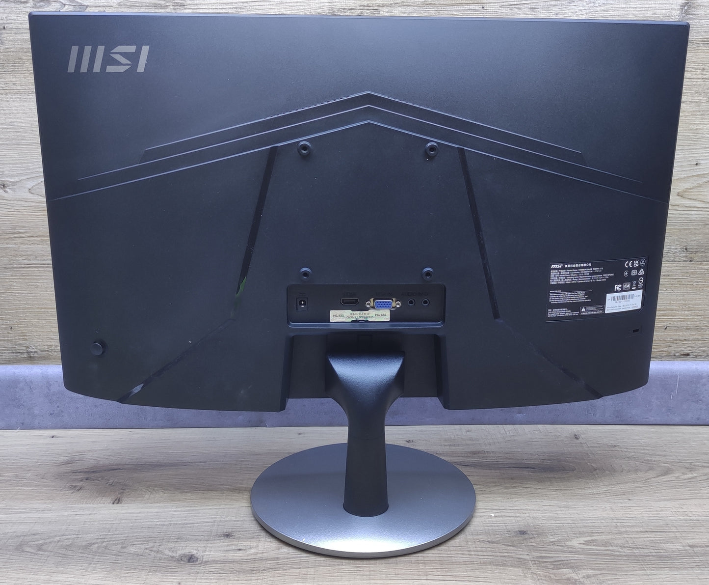 MSI PRO MP242C Curved Monitor 23.6" FHD 1920x1080 VGA HDMI 75Hz Lautsprecher