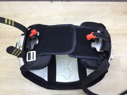 Dakine Pyro Harness Kitesurf/Windsurf Hüfttrapez Größe XL I34108