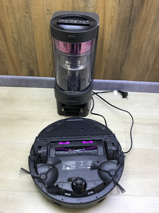EUREKA NER E10s vacuum/mop robot with bagless vacuum station, I29538