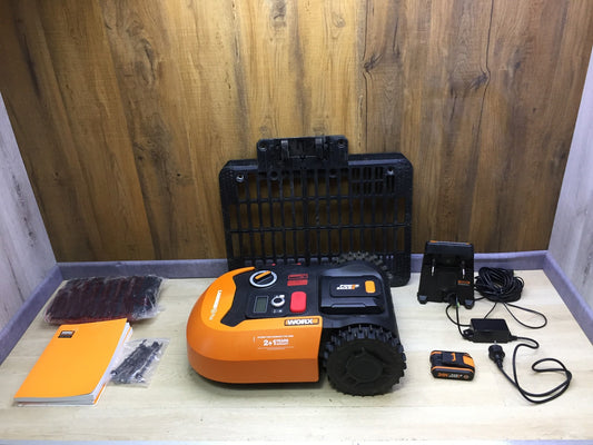 WORX Landroid M700 PLUS WR167E robotic lawnmower for gardens up to 700 sqm, I33526
