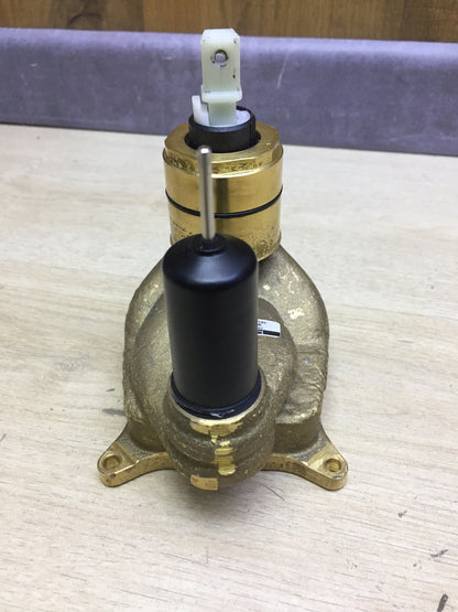 Hansgrohe 75415670 Wannenarmatur Vivenis, Unterputz, I31801