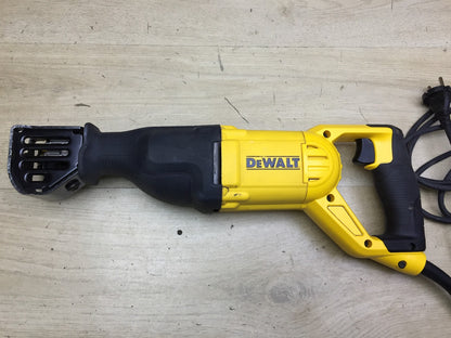 DeWalt DWE305 Elektro-Säbelsäge inkl. Koffer, I34119