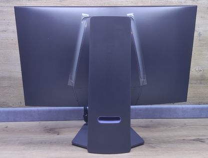 LG UltraGear OLED 32GS95UE-B 4K Monitor 31.46" 3840x2160 HDR NVIDIA G-Sync 240Hz