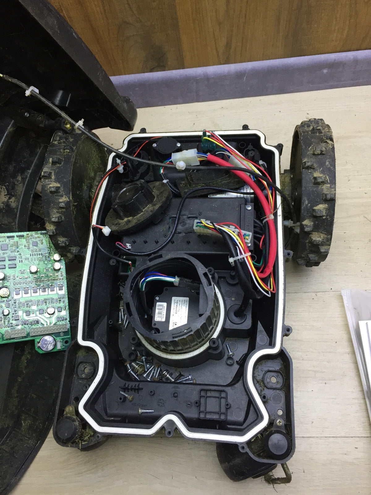 Yard Force Mähroboter SA900ECO, I31583