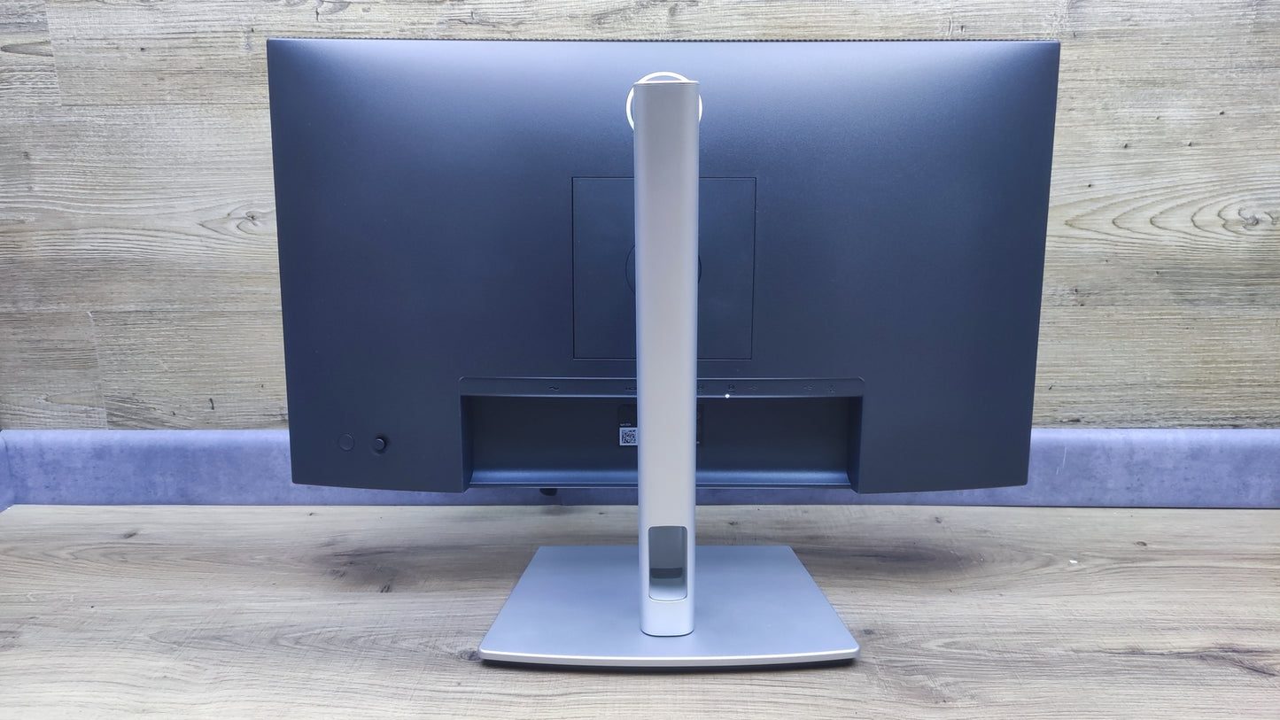 Dell P2425HE Monitor 23.81" FHD 1920x1080 16:9 IPS HDMI DP USB-C Hub LAN 100Hz 