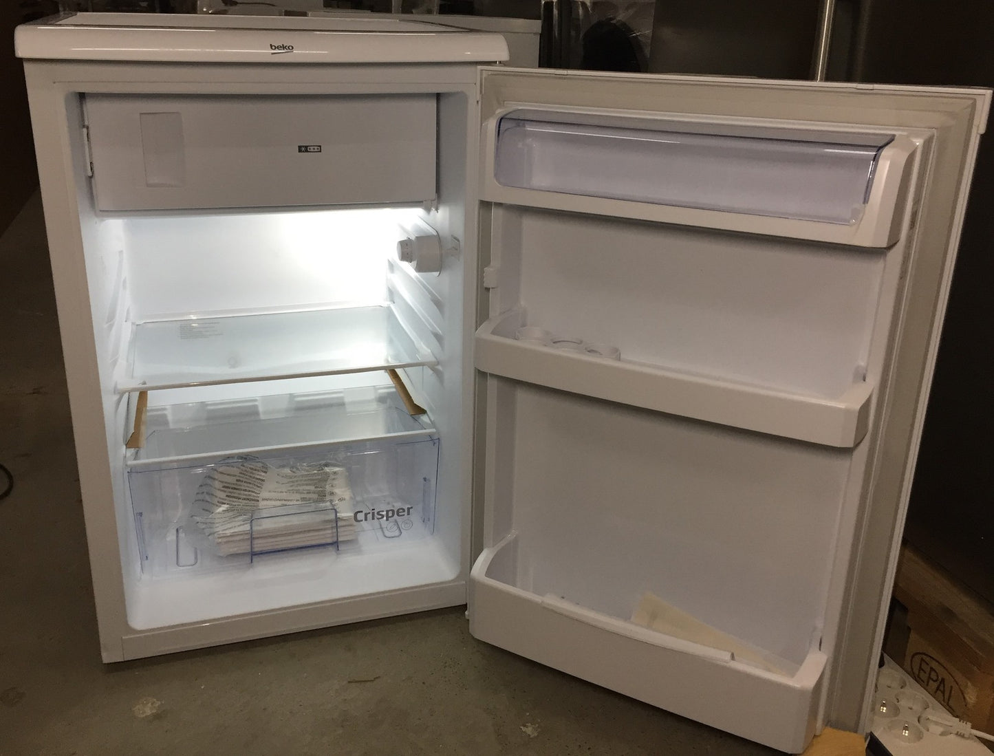 Beko TSE1284N Kühlschrank Tischkühlschrank 114 L Gefrieren MinFrost Weiß