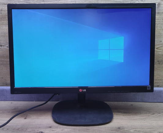 LG 24M35A-B Monitor 23.6" FHD 1920x1080 VGA TN Panel 60Hz 5ms (GtG) Lautsprecher