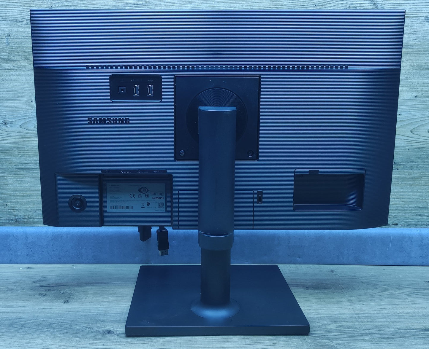 Samsung T45F F24T450FQR Monitor 24" FHD 1920x1080 IPS HDM DP AMD FreeSync 75Hz