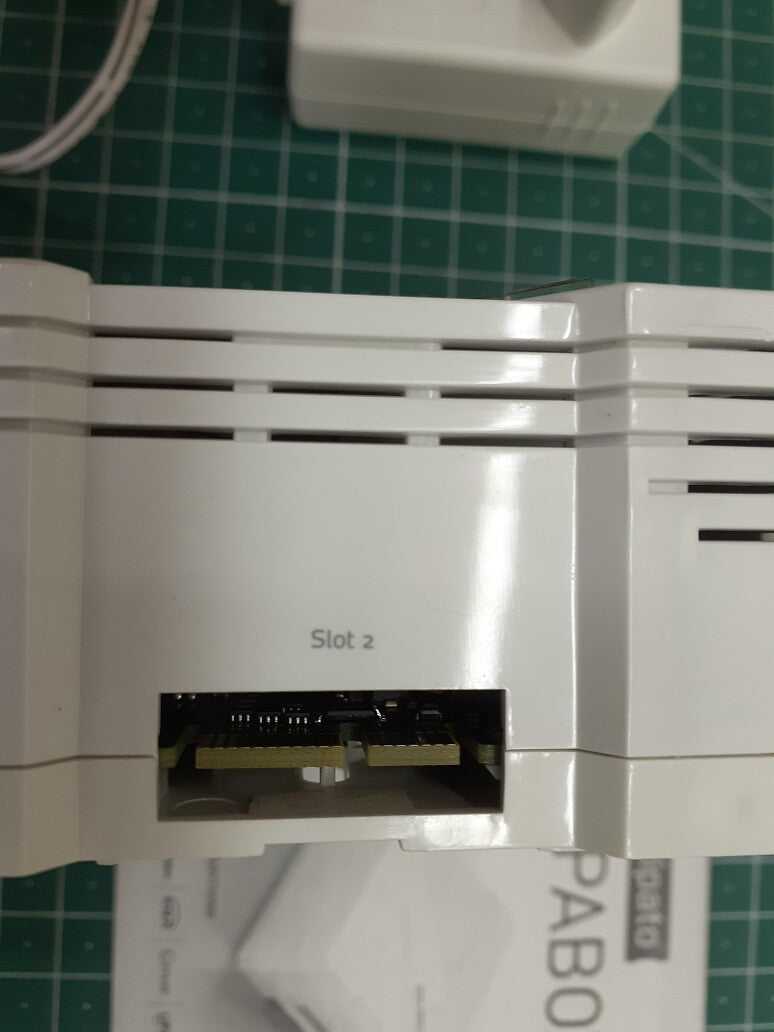 Zipato zb.zweu.g Zipabox Hauptsteuereinheit für Haustechnik V04767