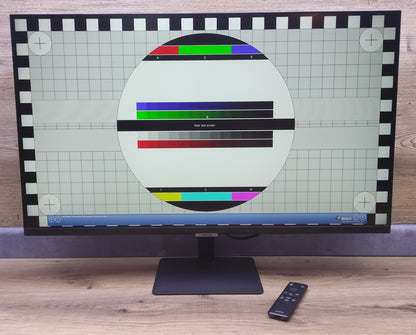 Samsung S32DM700UU Smart 4K Monitor 32" UHD 3840x2160 Wi-Fi Bluetooth Tizen App