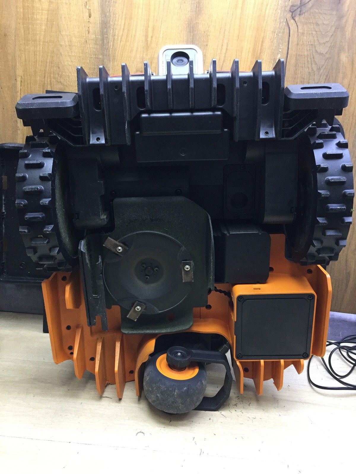 WORX Landroid Vision M600 Mähroboter WR206E.1 für Gärten bis 600m² I33979