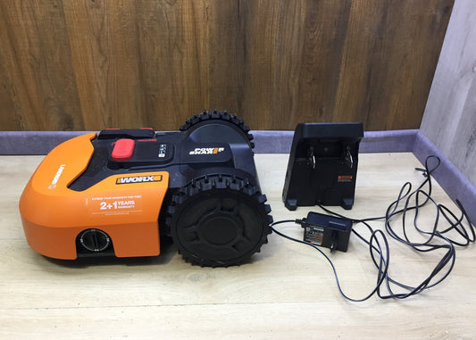 Worx Landroid S WR130E robotic lawnmower for gardens up to 300 sqm, I33525