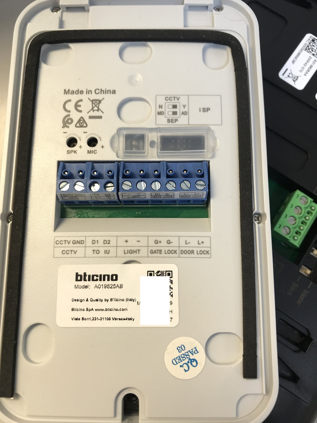 Bticino 318015 Easykit Video-Gegensprechanlage, Touchscreen 7 Zoll, I32204