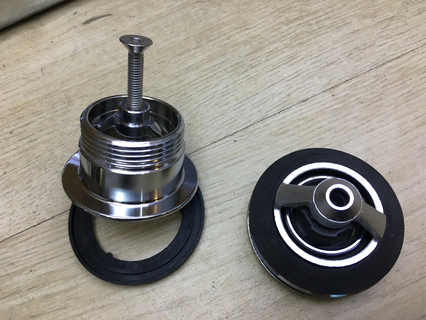 hansgrohe Metropol Wasserhahn, Auslauf Höhe 110 mm und Ablaufgarnitur, I30318