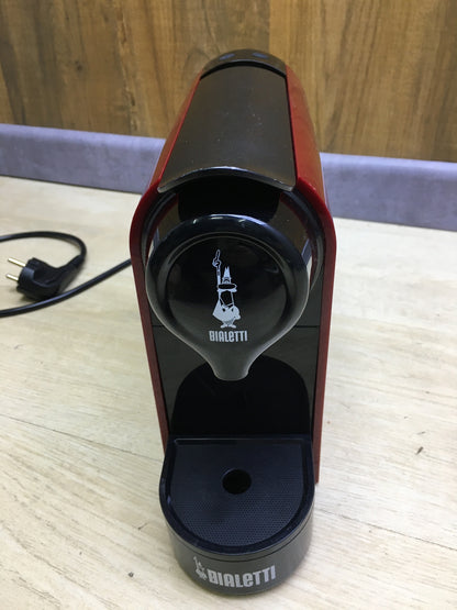 Bialetti Gioia coffee machine CF90, 1200 W, red, I31185