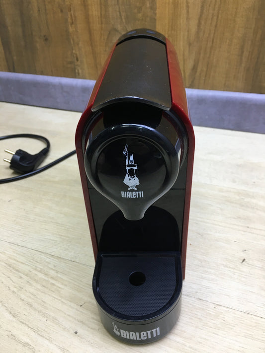 Bialetti Gioia coffee machine CF90, 1200 W, red, I31185