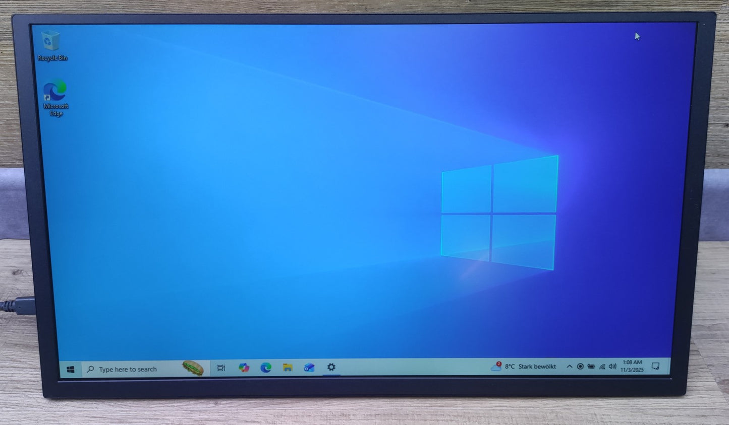 Uperfect Tragbarer 4K Monitor 18.4" QLED UHD 3840x2160 USB-C Mini-HDMI VESA