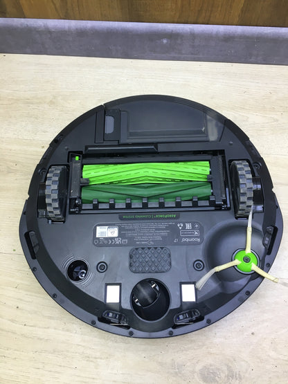 iRobot Roomba i7 (i7156) App-steuerbarer Saugroboter, I31202