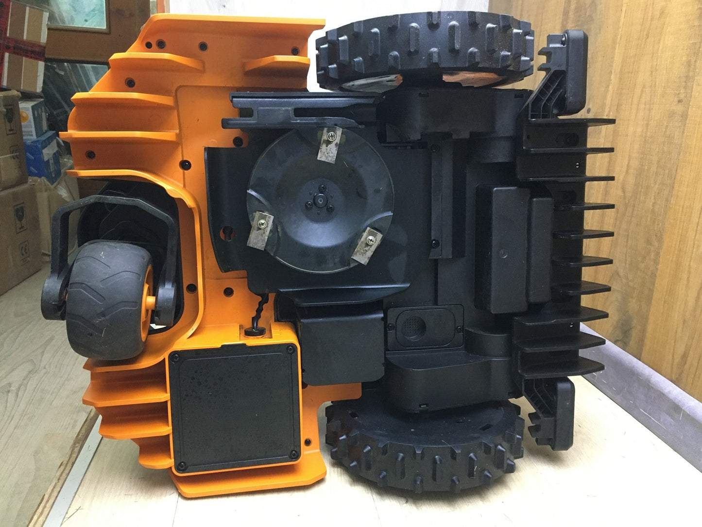 WORX Landroid Vision S250 Mähroboter ohne Begrenzungskabel WR202E I34341