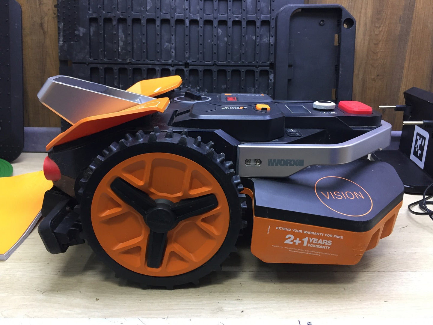 WORX Landroid Vision M800 Mähroboter WR208E.1 für Gärten bis 800m², I34257