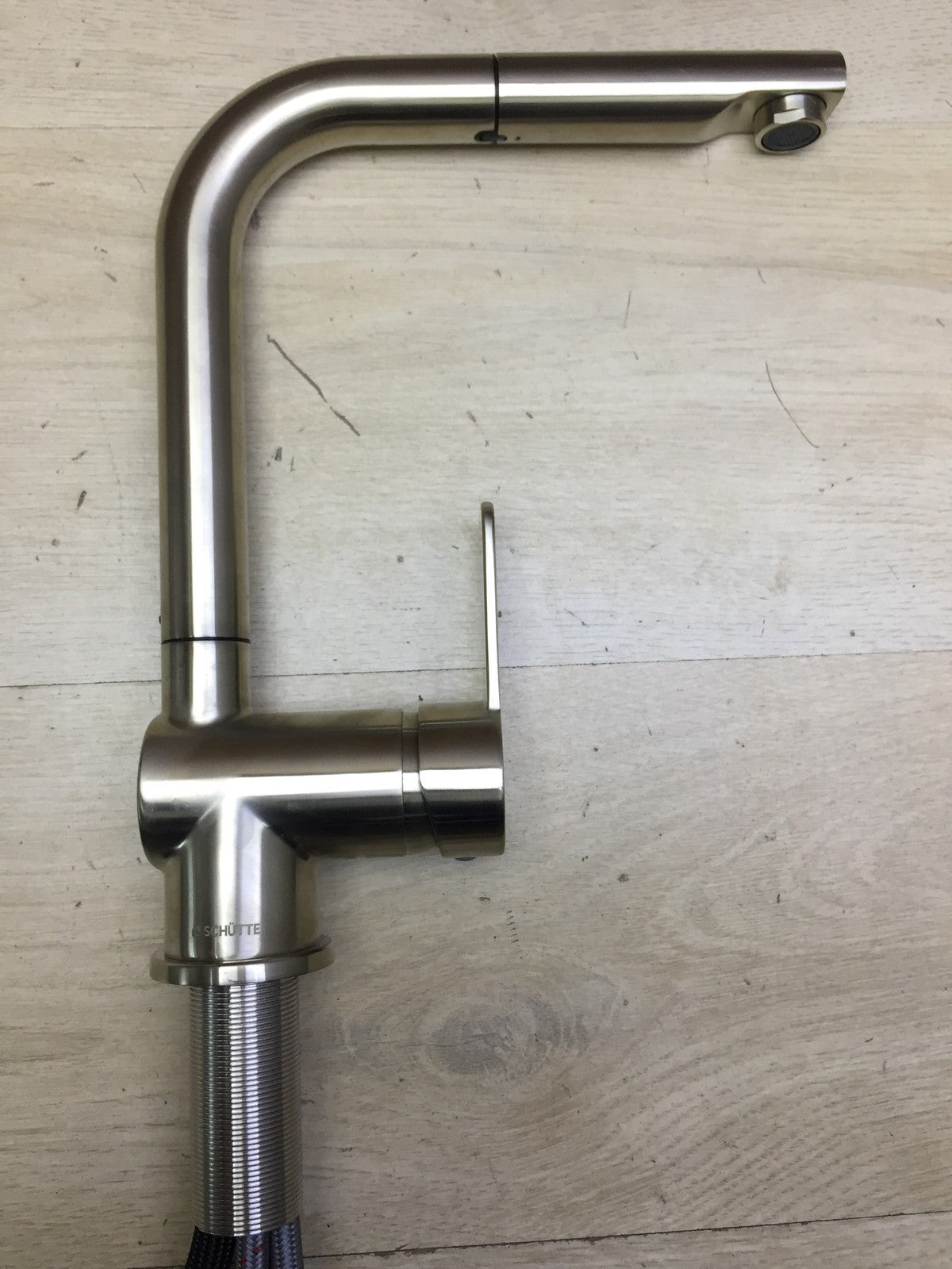 SCHÜTTE LONDON Küchenarmatur mit ausziehbarer Geschirrbrause, Wasserhahn, I33840