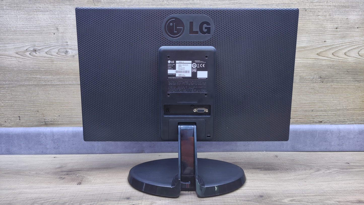 LG 19M38A-B Monitor 18.5" LED 1366x768 VGA 60Hz 5ms black 