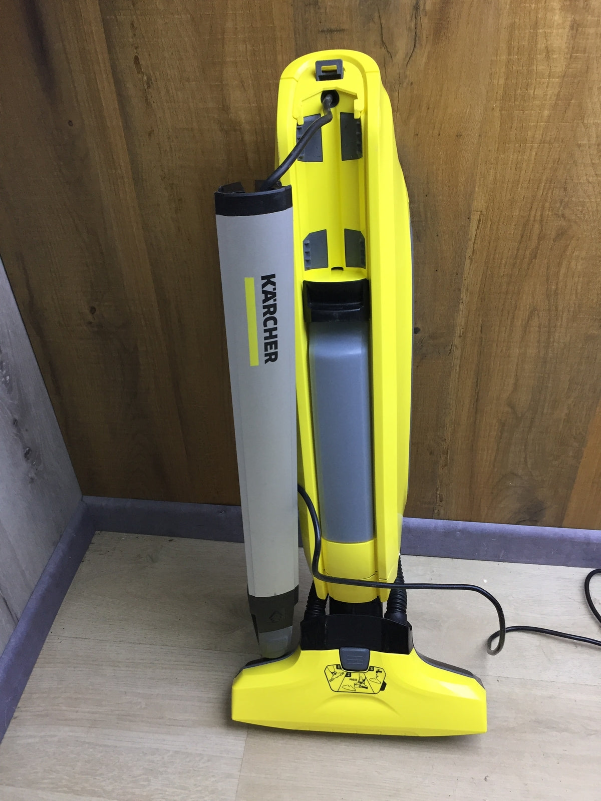 Kärcher 1.055-500.0 Hartbodenreiniger FC 5 2-in-1-Funktion, I32116