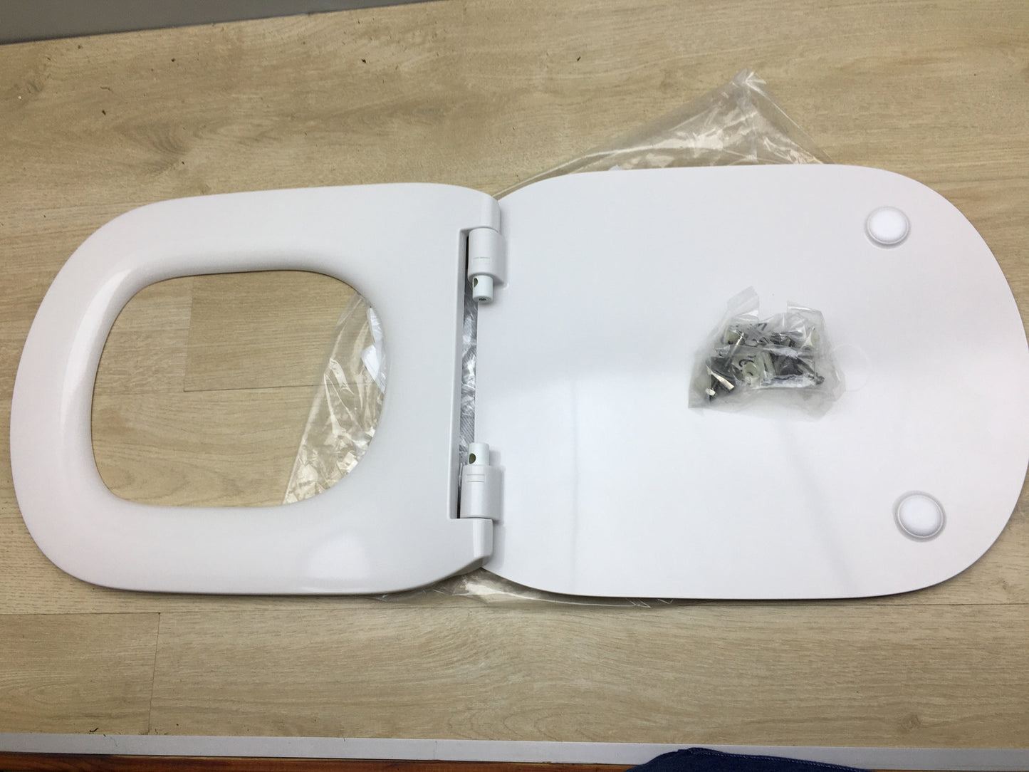 Ideal Standard T352801 WC-Sitz Slim Normale Thesen, I14798