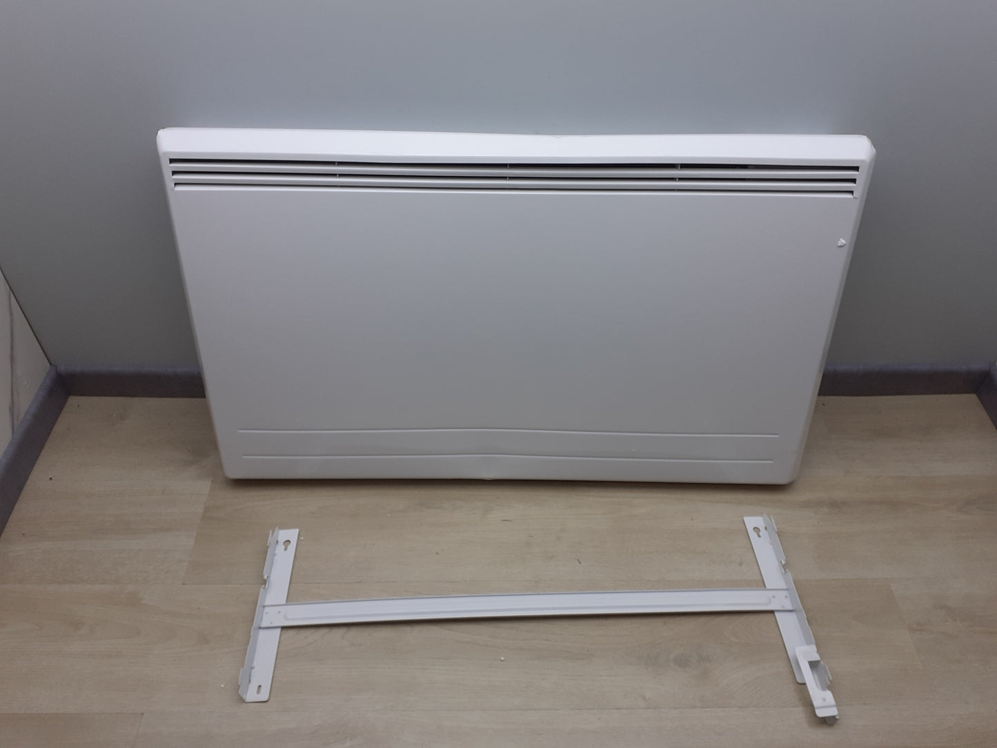 Carrera 051708 Heizkörper HOE20CWT41A, 2000 W, I16713