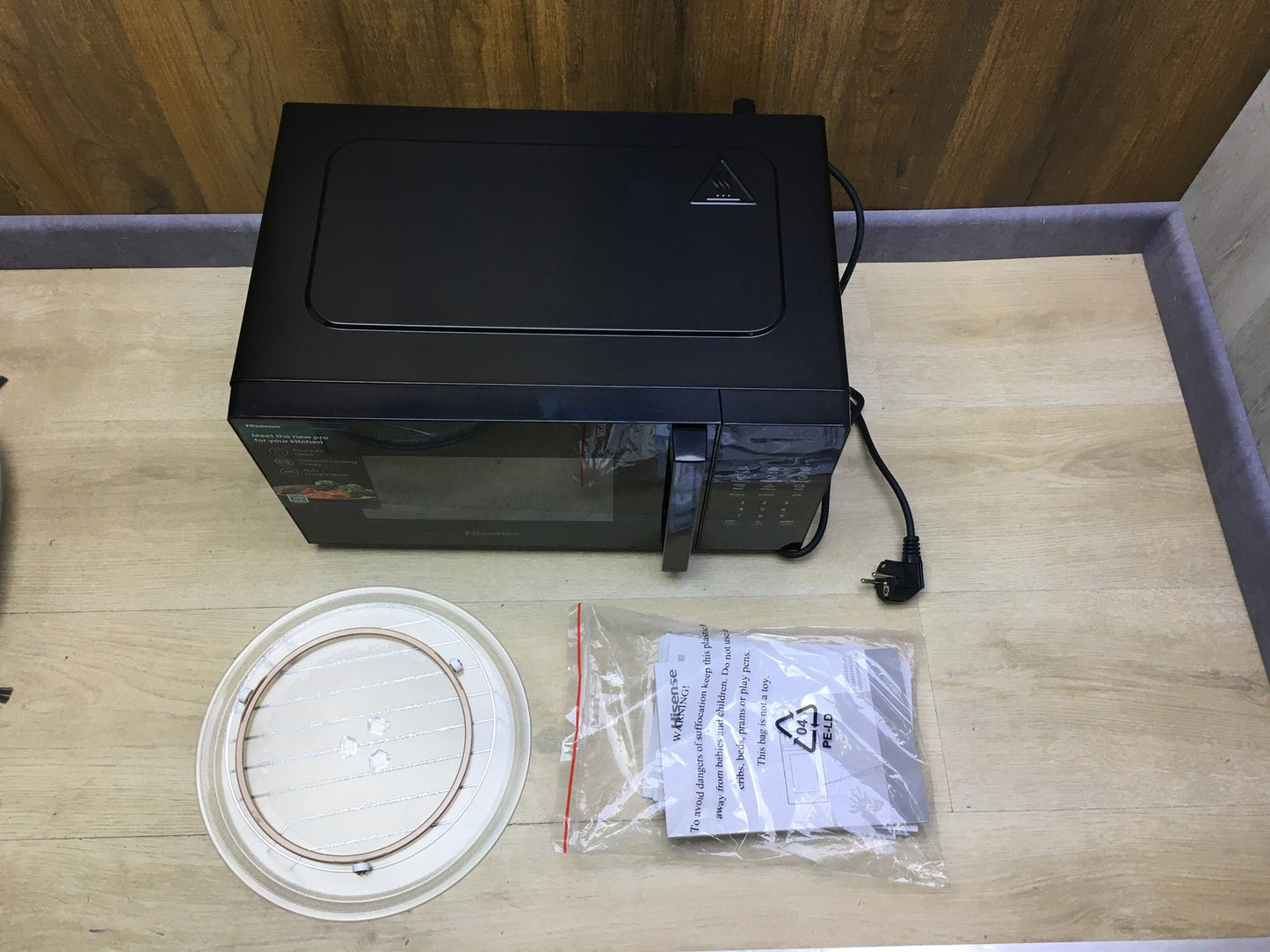 Hisense H20MOBS4HG Microwave, 20L, I31133