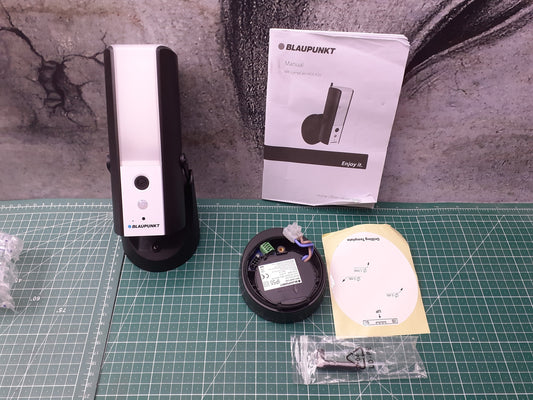 Blaupunkt Lampcam HOS-X20 Full-HDÜberwachungskamera und LED-Außenleuchte, I15424