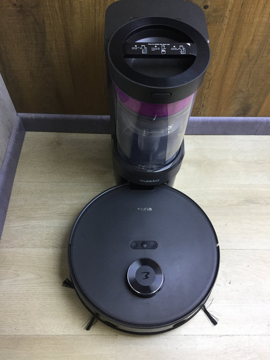EUREKA NER E10s vacuum/mop robot with bagless vacuum station, I29614