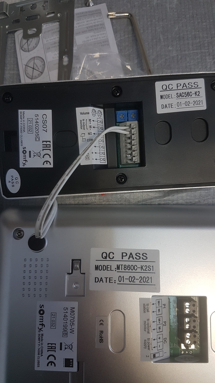 Somfy 2401547 Videotürsprechanlage V300, 7 Zoll Display, I17178