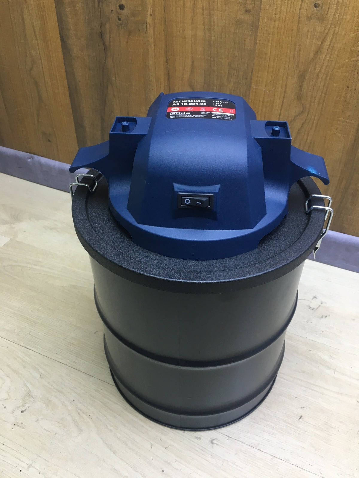 Güde 58580 Akku-Aschesauger AS 18-201-05, 18V, ohne Akku, mit Ladegerät, I30731