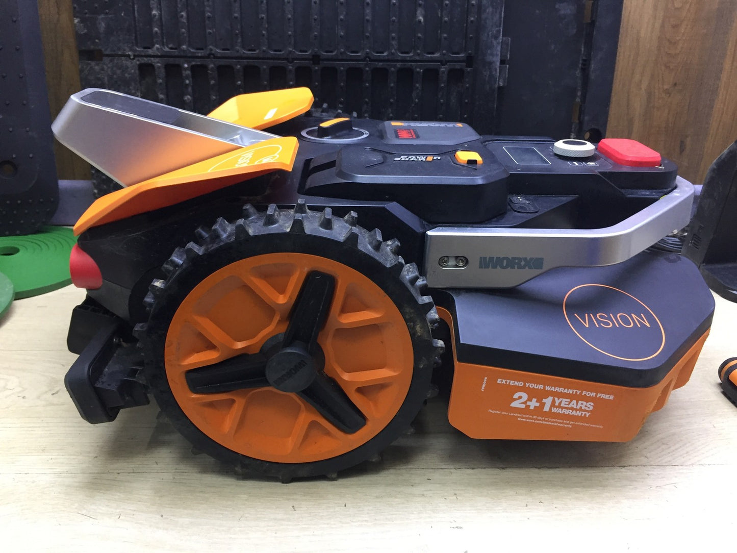 WORX Landroid Vision M550 Mähroboter WR205E für Gärten bis 550m², I33686