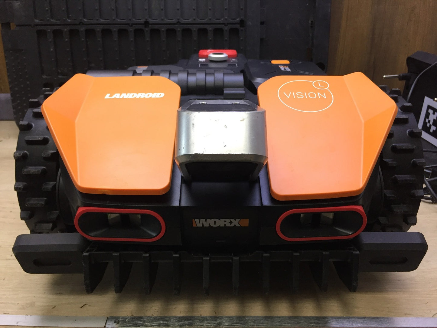 WORX Landroid Vision L1300 Mähroboter WR213E.1 für Gärten bis 1300m², I33690