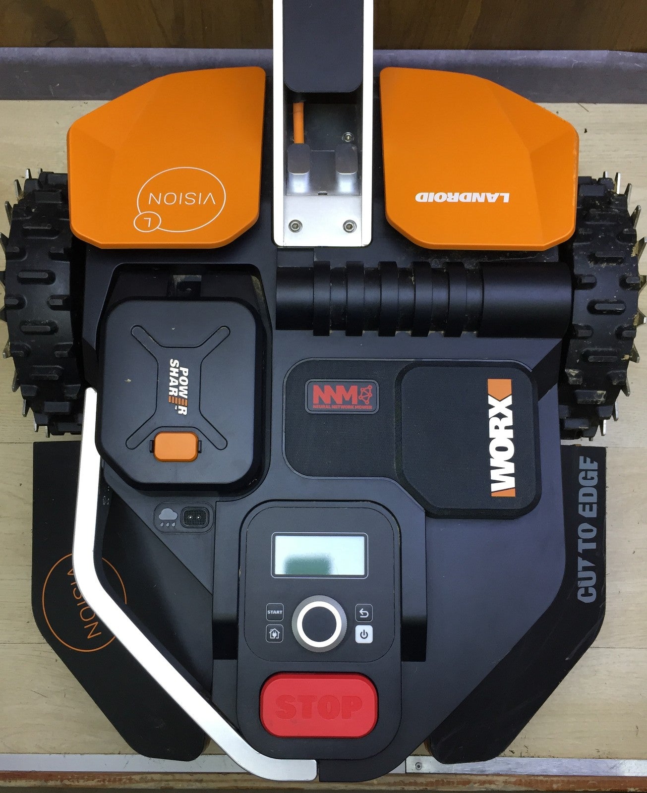 WORX Landroid Vision L1300 Mähroboter WR213E.1 für Gärten bis 1300m² I33172