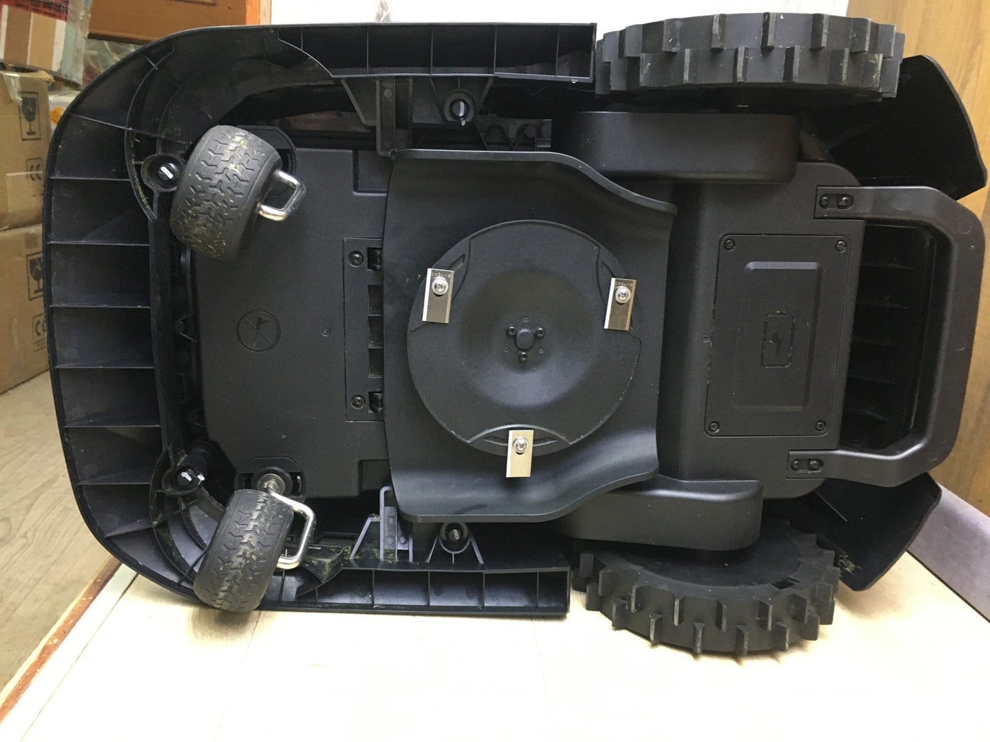 Dreame Mova 600 Mähroboter MLLM1110, für Rasenfläche bis 600 m², I34343