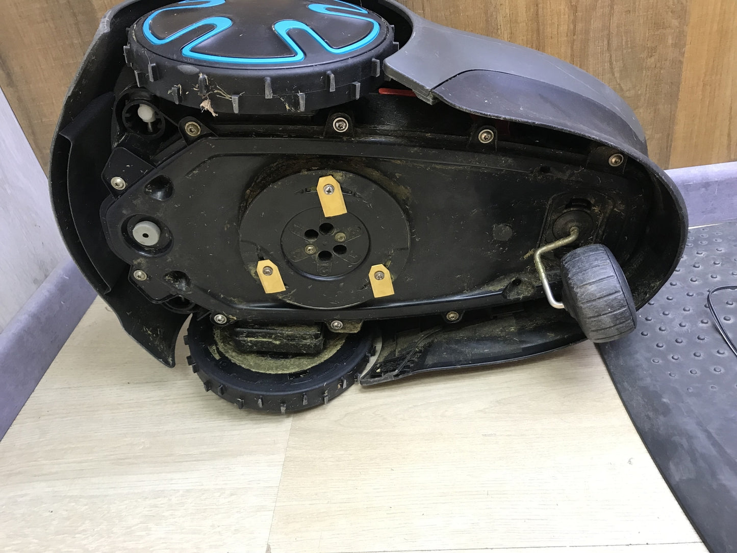 Gardena robotic lawnmower SILENO minimo 250 m² (15201-20) Bluetooth I32714