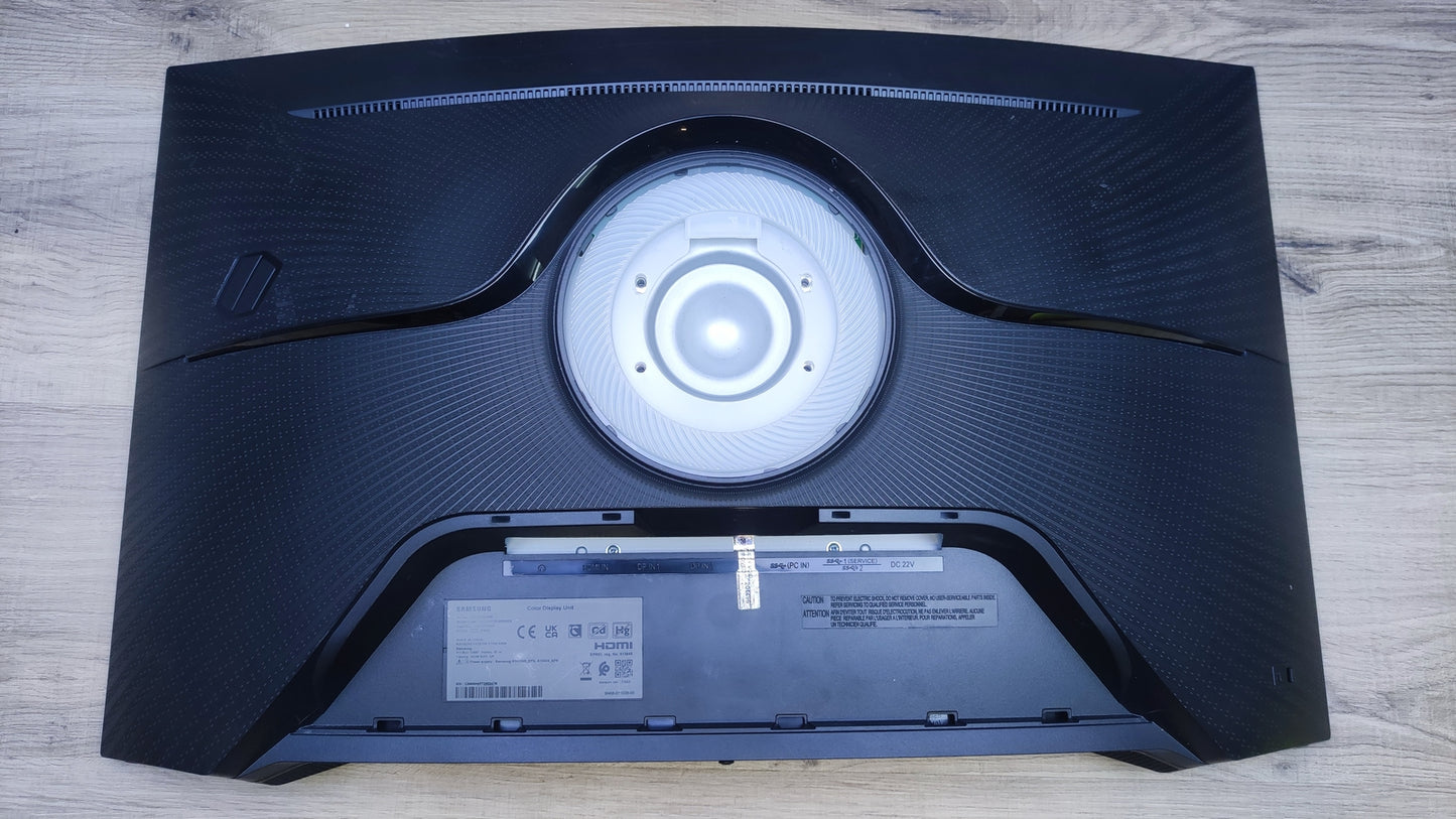 Samsung Odyssey G7 C27G73TQSR Gaming Monitor 26.9" WQHD 2560x1440 G-Sync 240Hz 