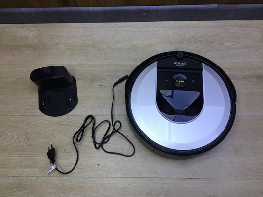 iRobot Roomba i7 (i7156) App-steuerbarer Saugroboter, I31160