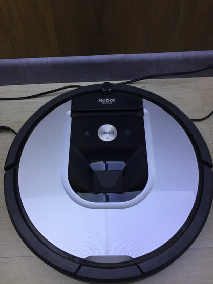 iRobot Roomba 971 robot vacuum cleaner, I29610