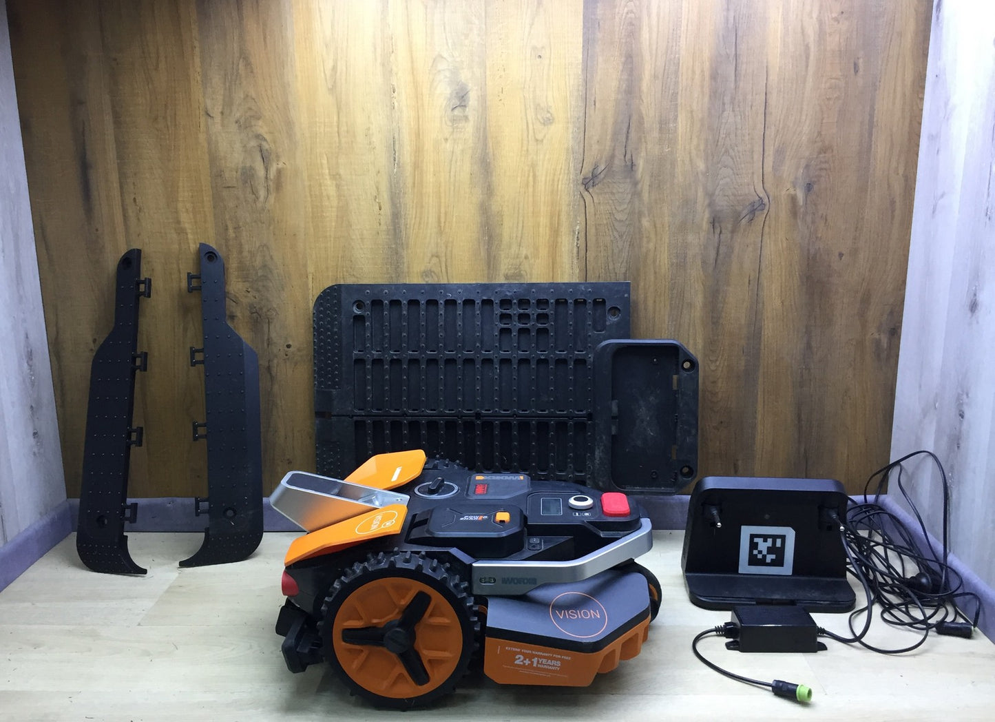 WORX Landroid Vision M800 Mähroboter WR208E.1 für Gärten bis 800m², I34185