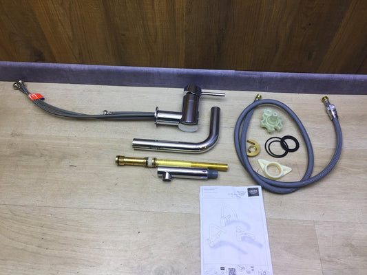 Grohe 32168000 Minta kitchen faucet with pull-out spout I30396