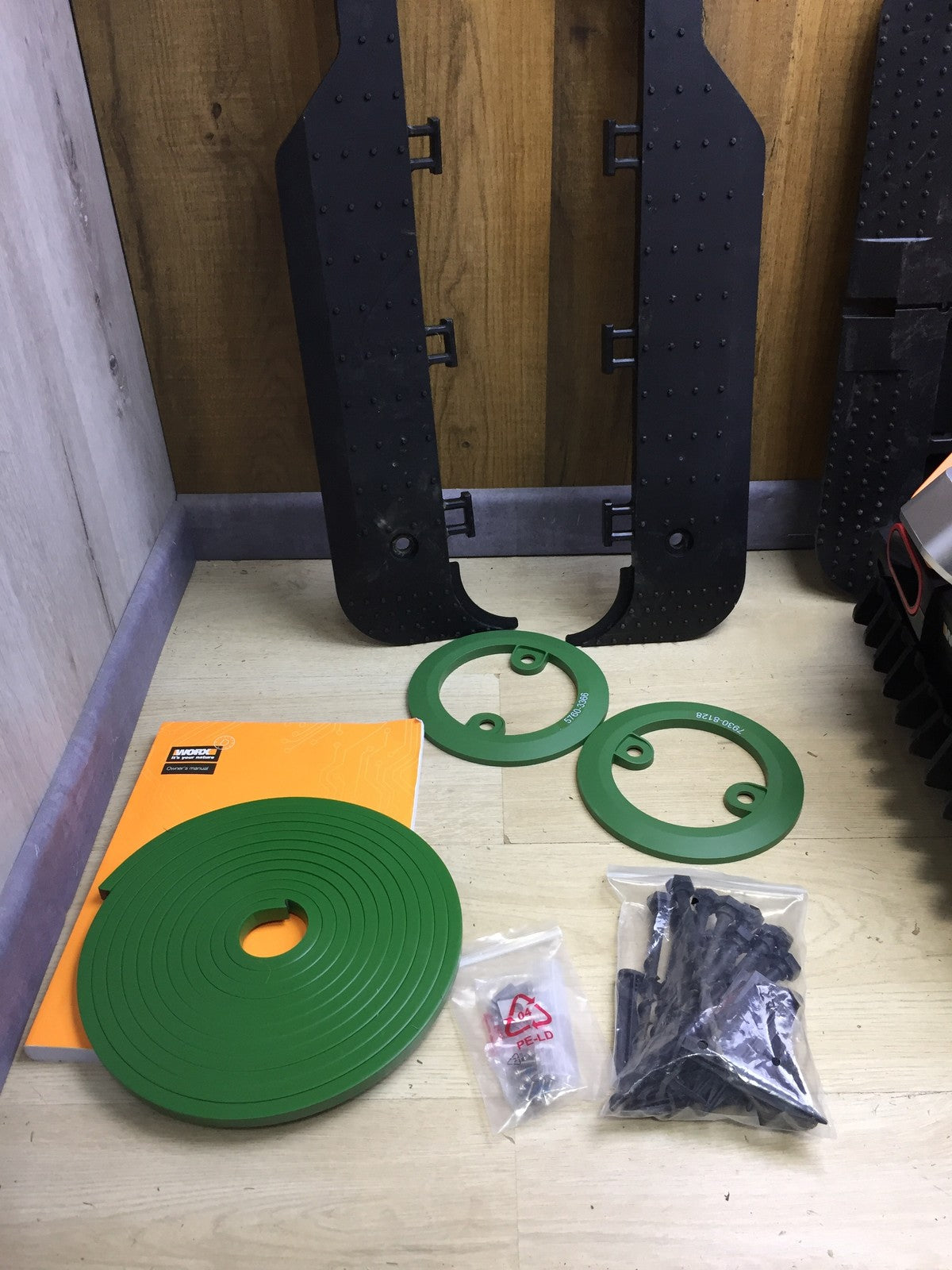 WORX Landroid Vision M600 Mähroboter WR206E.1 für Gärten bis 600m², I34187