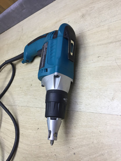 Makita FS6300 electric drywall screwdriver, I32108 
